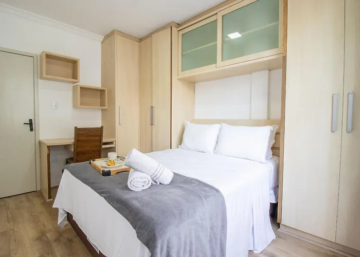 Los32 - 2 Dorm, Av. Brasil, Tv Smart