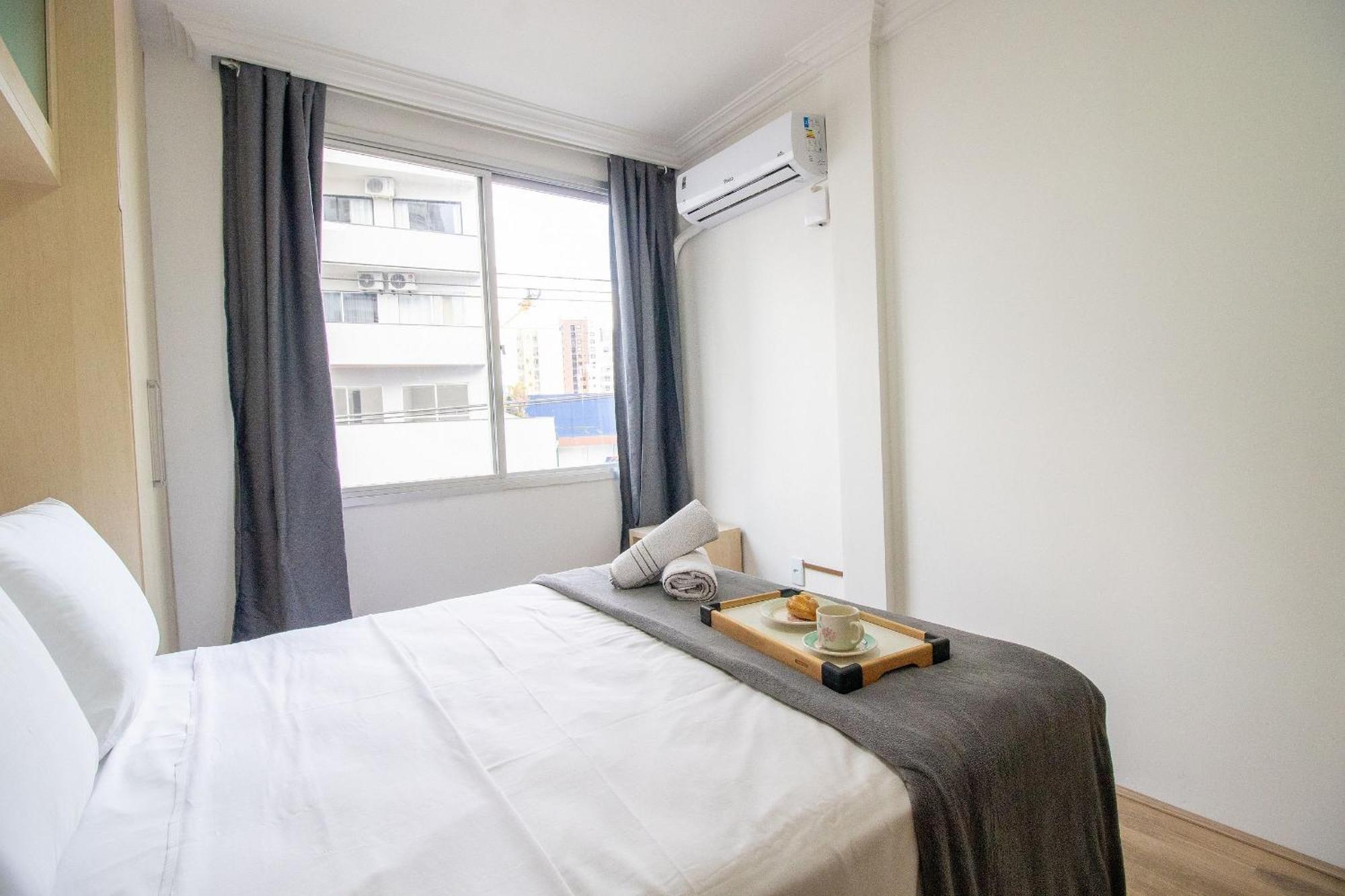 Los32 - 2 Dorm, Av. Brasil, Tv Smart *
